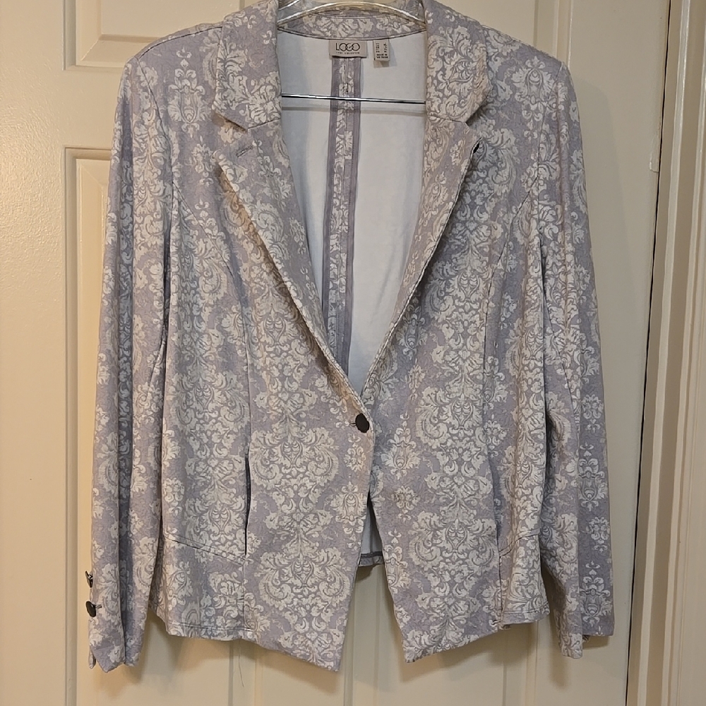 LOGO by Lori Goldstein Floral Blazer - Light Gray and White